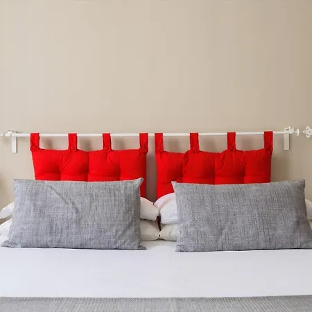 Homeathotel Reina Daire *