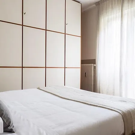 Daire Homeathotel Reina