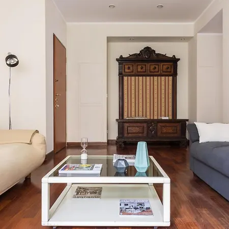 Homeathotel Reina