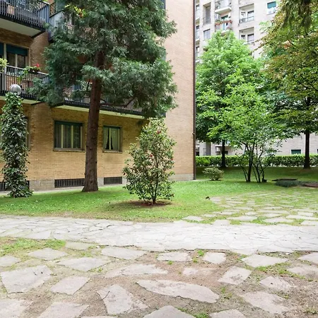 Homeathotel Reina Daire Milano